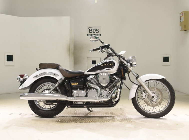Мотоцикл Yamaha DRAGSTAR XVS250 с пробегом 5120 km