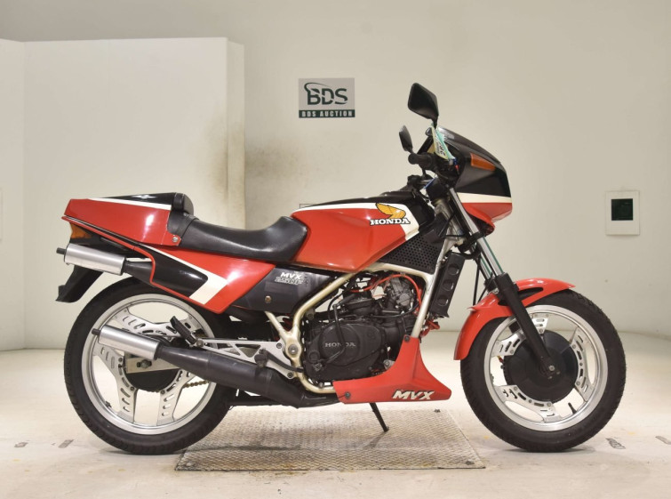 Мотоцикл Honda MVX250F з пробігом 14279 km