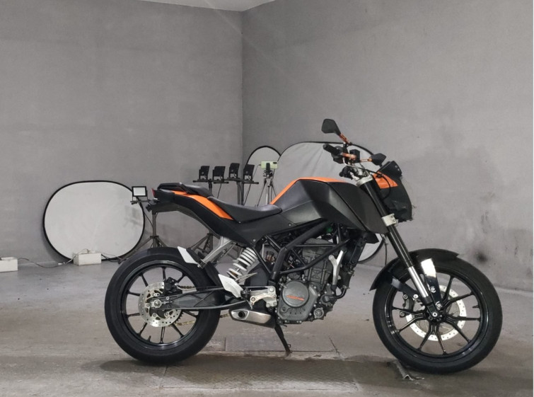 Мотоцикл KTM 200 DUKE с пробегом 19724 km