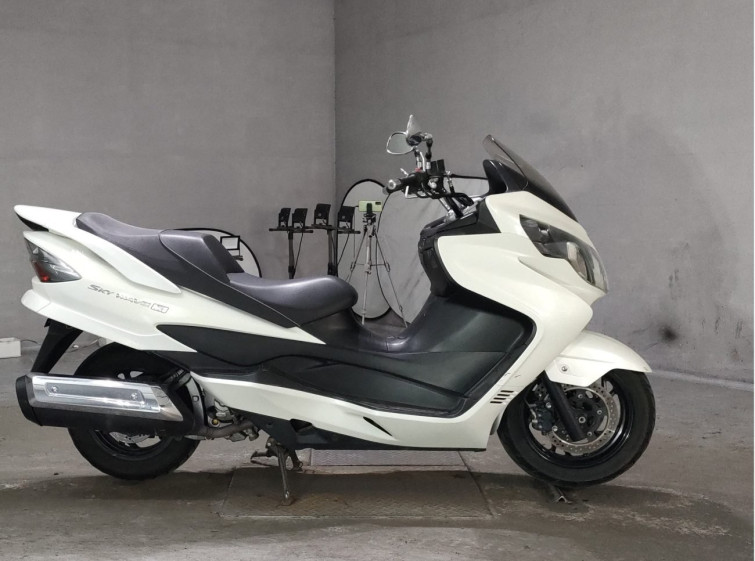 Мотоцикл Suzuki SKYWAVE 250S с пробегом 35569 km