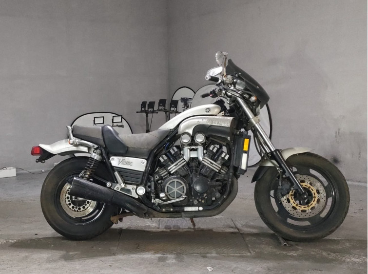 Мотоцикл Yamaha V-MAX1200 с пробегом 27611 km