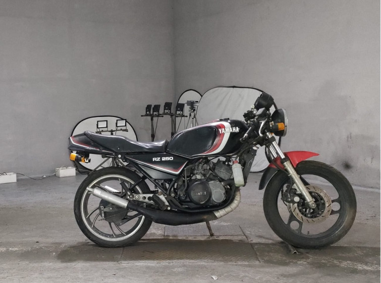 Мотоцикл Yamaha RZ250 з пробігом 11471 km