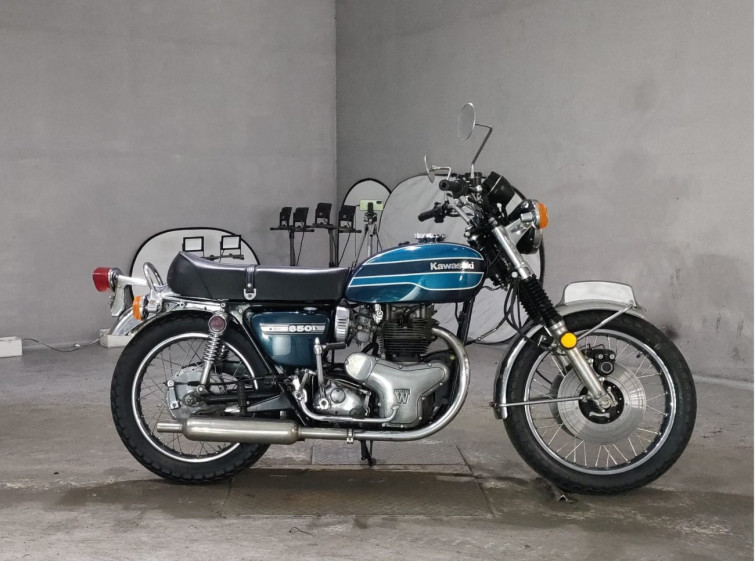 Мотоцикл Kawasaki W3 з пробігом 36838 km