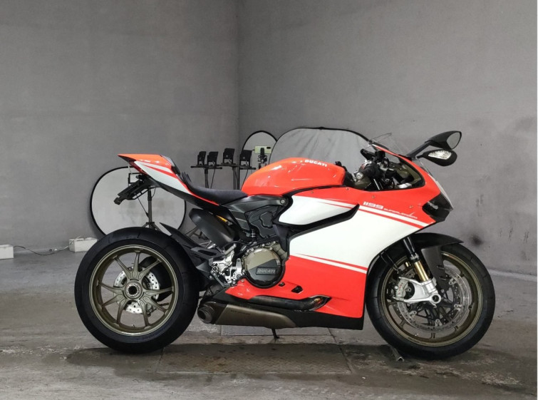 Мотоцикл Ducati 1199 SUPERLEGGERA с пробегом 7208 km