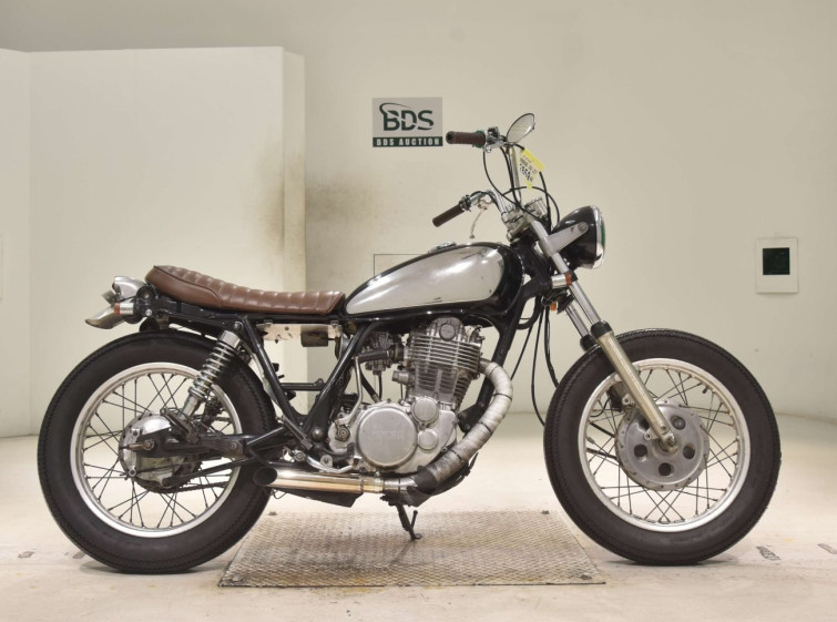 Мотоцикл Yamaha SR400-2 с пробегом 29274 km