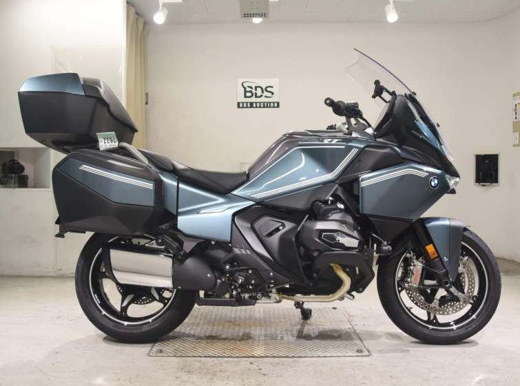 Мотоцикл BMW R 1300 RT OPTION з пробігом 2739 km