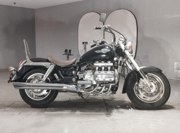 Мотоцикл Honda GL1500C F6C VALKYRIE с пробегом 33882 km