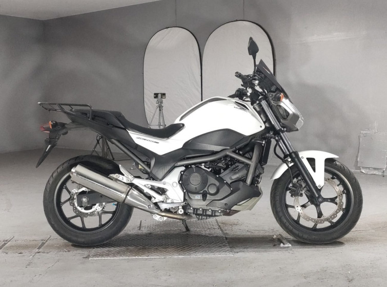 Мотоцикл Honda NC700S з пробігом 18485 km