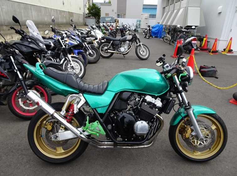 Мотоцикл Honda CB400SFV з пробігом 32022 km