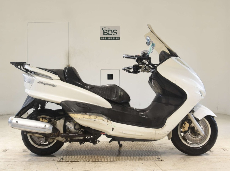 Мотоцикл Yamaha MAJESTY 250C з пробігом 62301 km