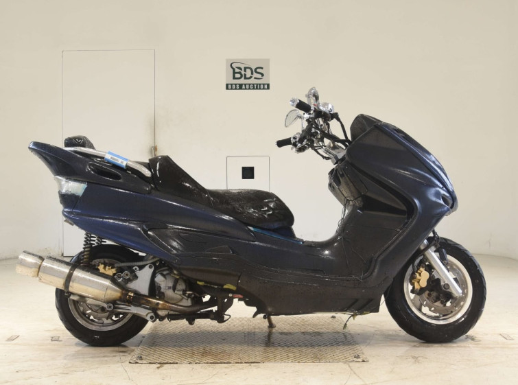 Мотоцикл Yamaha MAJESTY 250