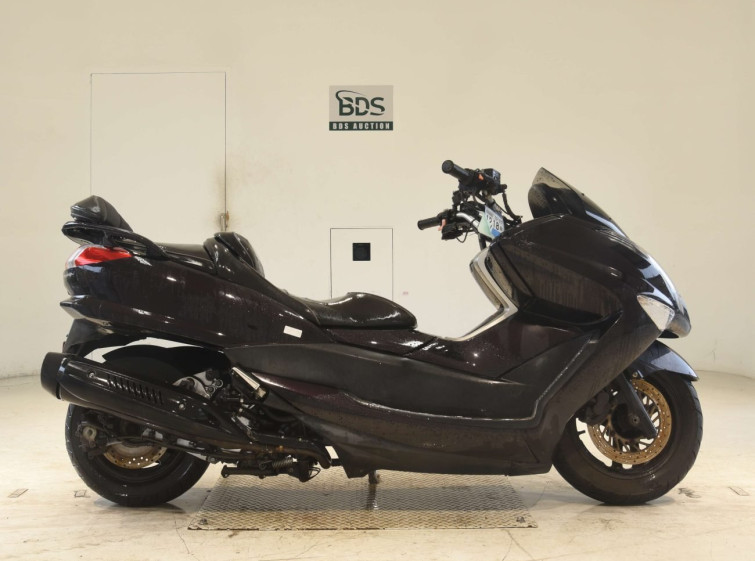 Мотоцикл Yamaha MAJESTY 250 з пробігом 43000 km