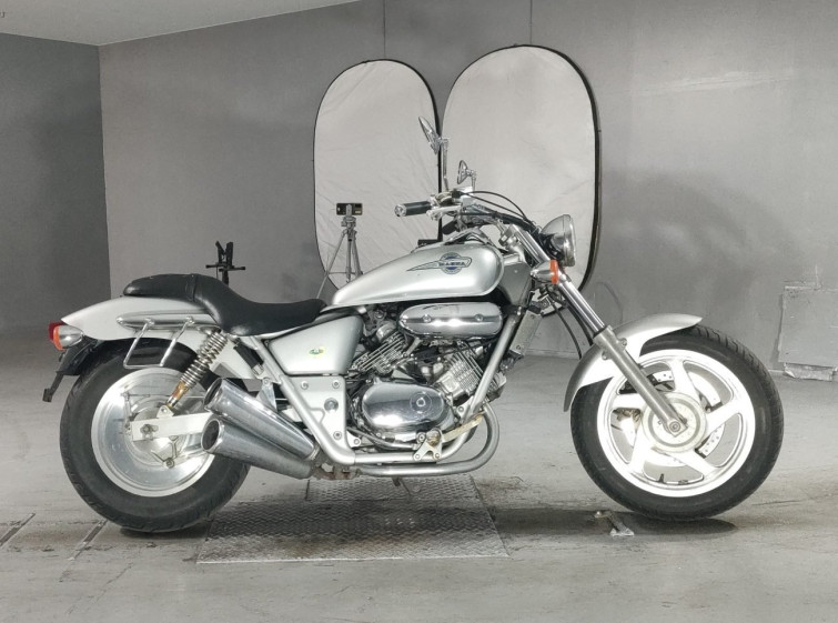 Мотоцикл Honda MAGNA250 з пробігом 21583 km