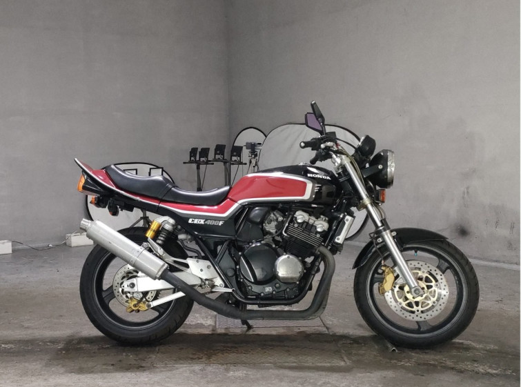 Мотоцикл Honda CB400SFV з пробігом 36216 km