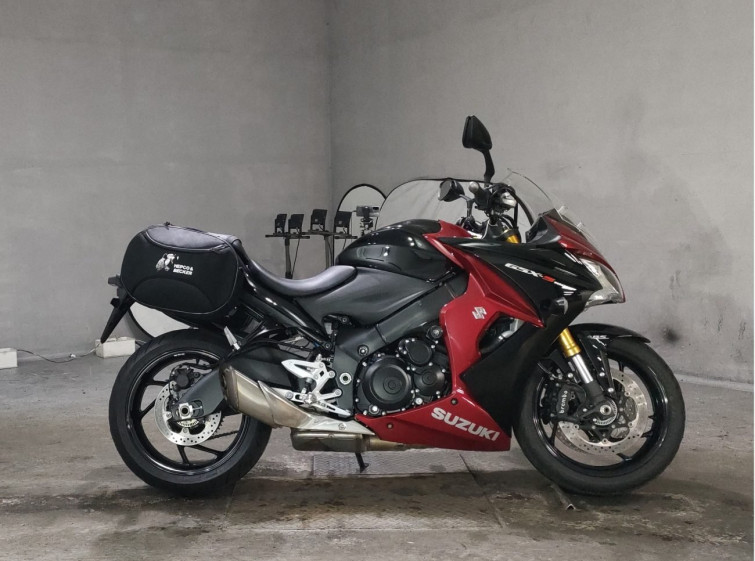 Мотоцикл Suzuki GSX-S1000F с пробегом 20677 km
