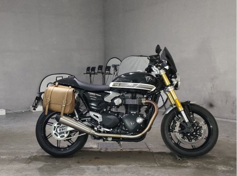 Мотоцикл Triumph SPEED TWIN з пробігом 4330 km