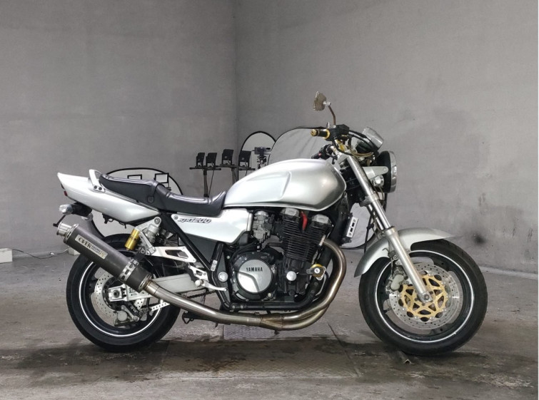 Мотоцикл Yamaha XJR1200 з пробігом 50073 km