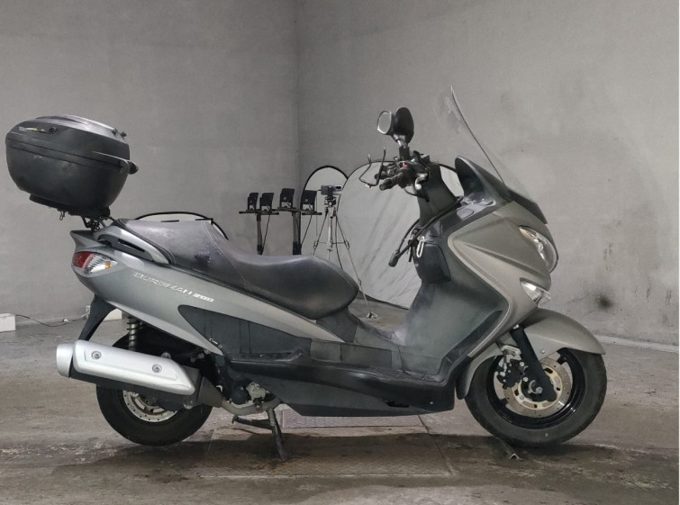 Мотоцикл Suzuki BURGMAN 200 с пробегом 11915 km