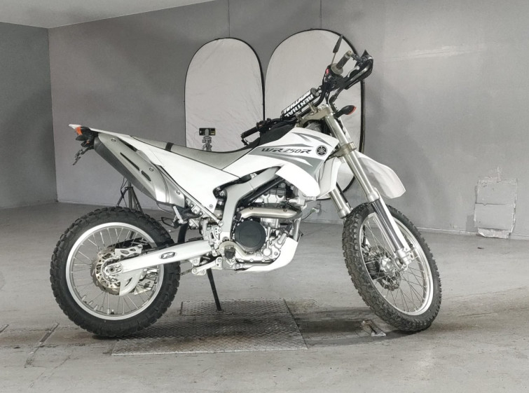 Мотоцикл Yamaha WR250R с пробегом 6511 km