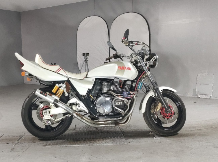 Мотоцикл Yamaha XJR400 с пробегом 61349 km