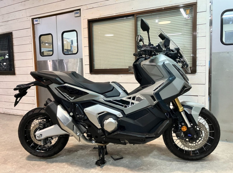 Мотоцикл Honda X-ADV750 з пробігом 5015 km