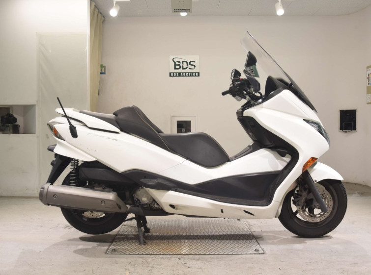 Мотоцикл Honda FORZA Z с пробегом 131727 km