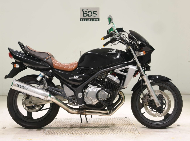 Мотоцикл Kawasaki BALIUS ZR250 з пробігом 26360 km