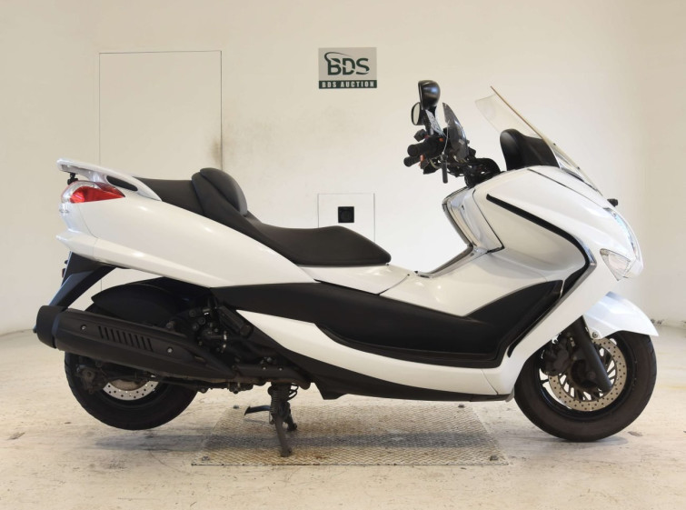 Мотоцикл Yamaha MAJESTY 250 з пробігом 17349 km