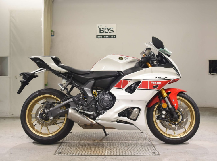 Мотоцикл Yamaha YZF-R7 с пробегом 8669 km