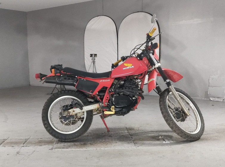 Мотоцикл Honda XL250R з пробігом 20165 km