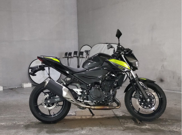 Мотоцикл Kawasaki Z250 с пробегом 2051 km