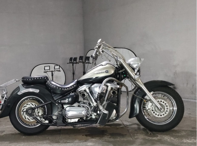 Мотоцикл Yamaha ROADSTAR XV1600 з пробігом 27691 m