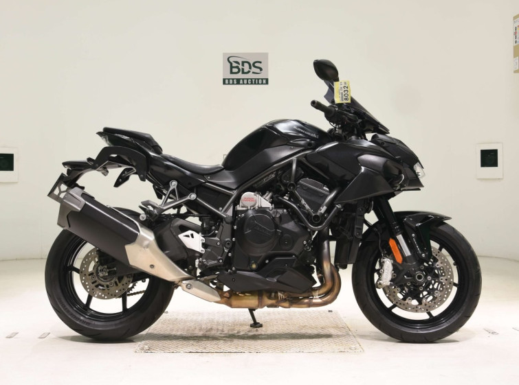 Мотоцикл Kawasaki Z H2 з пробігом 14205 km