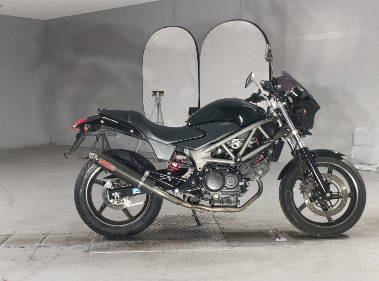 Мотоцикл Honda VTR250 з пробігом 46198 km