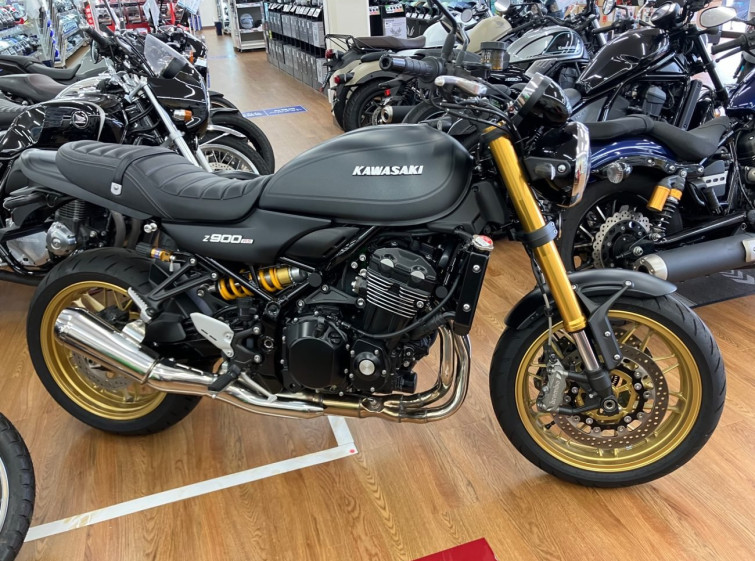 Мотоцикл Kawasaki Z900RS SE з пробігом 372 km