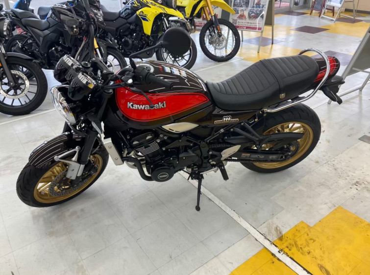 Мотоцикл Kawasaki Z900RS з пробігом 7294 km
