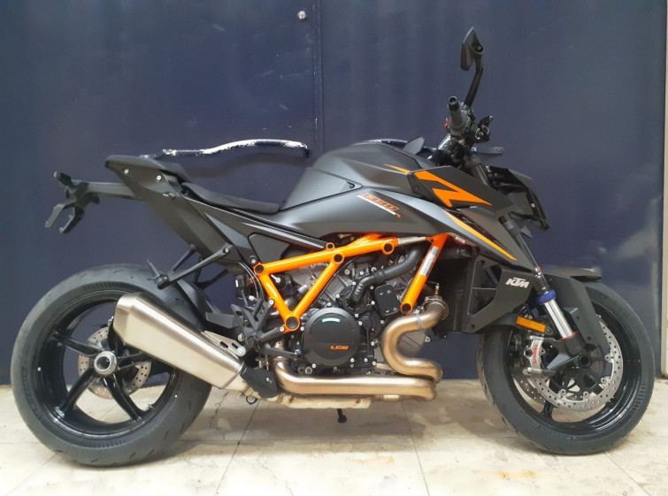 Мотоцикл KTM 1390S DUKE EVO с пробегом 1 km