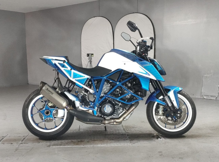 Мотоцикл KTM 1290 SUPERDUKE R з пробігом 12910 km