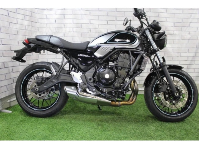 Мотоцикл Kawasaki Z650RS с пробегом 8516 km