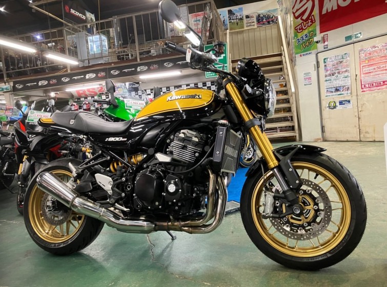 Мотоцикл Kawasaki Z900RS SE з пробігом 9860 km