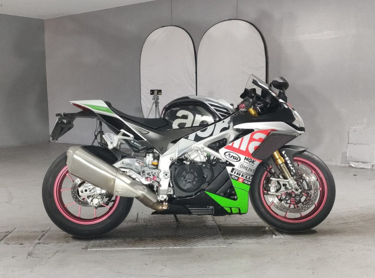 Мотоцикл Aprilia RSV4R з пробігом 13096 km