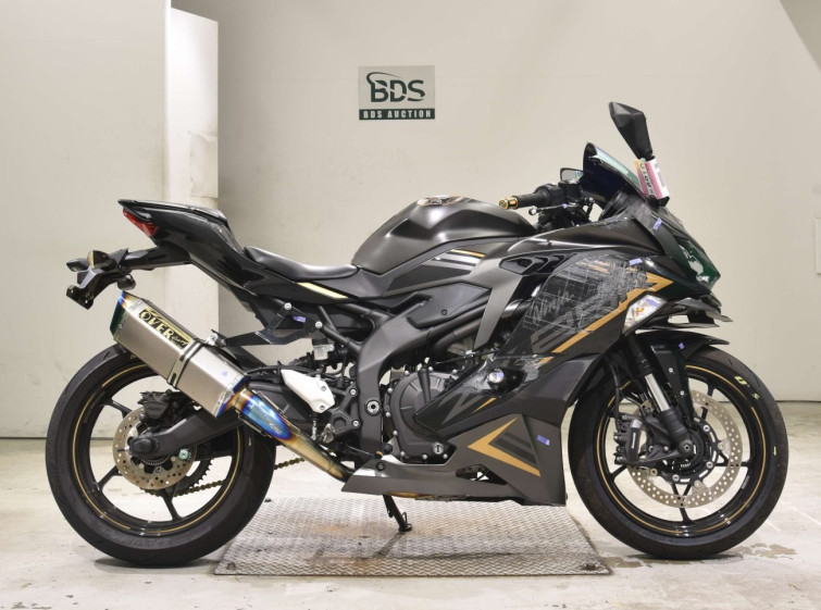 Мотоцикл Kawasaki NINJA ZX-25R с пробегом 36221 km