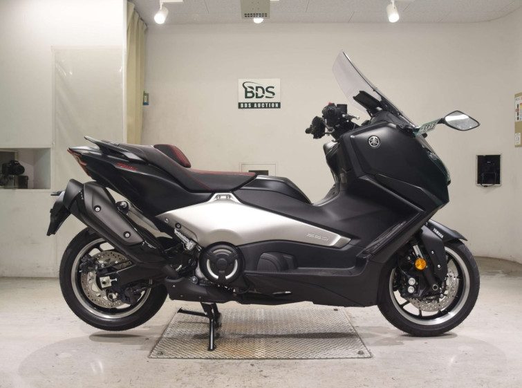 Мотоцикл Yamaha T-MAX560 с пробегом 2 km