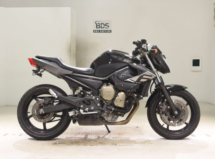 Мотоцикл Yamaha XJ6N с пробегом 44319 km