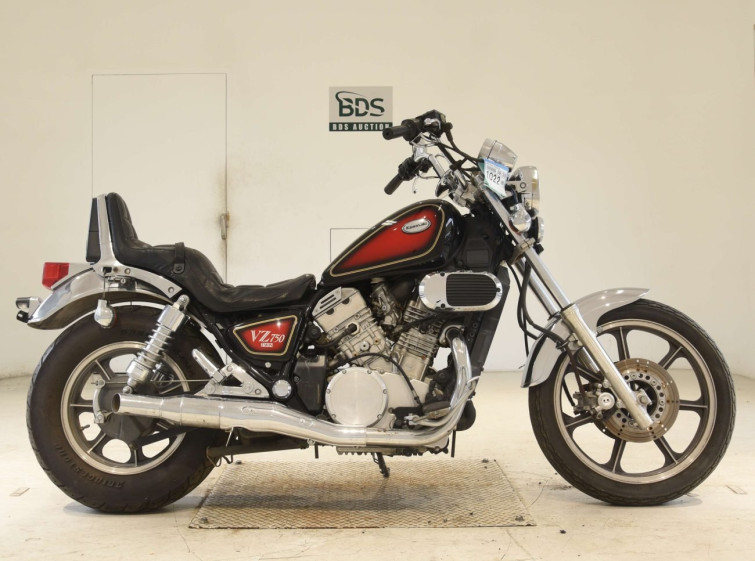 Мотоцикл Kawasaki VZ750 з пробігом 19730 km