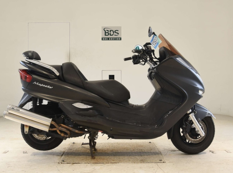 Мотоцикл Yamaha MAJESTY 250C