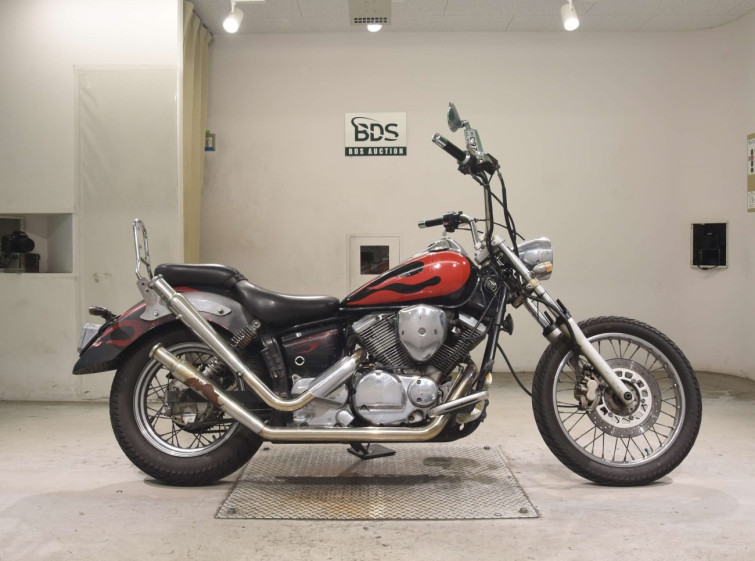 Мотоцикл Yamaha DRAGSTAR XVS250 з пробігом 69474 km