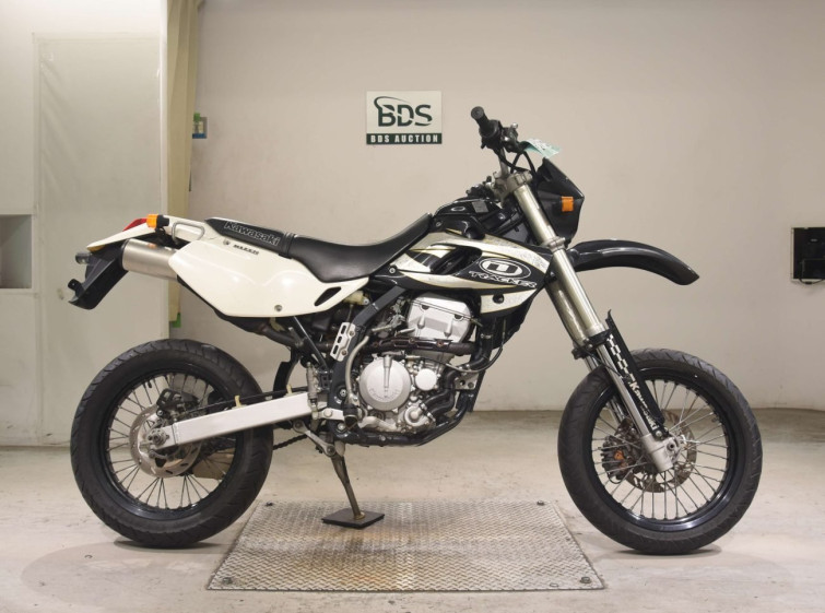 Мотоцикл Kawasaki D-TRACKER250 з пробігом 15715 km