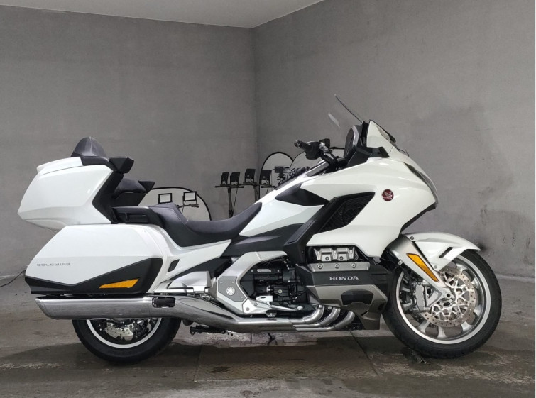 Мотоцикл Honda GL1800 TOUR D с пробегом 84 km