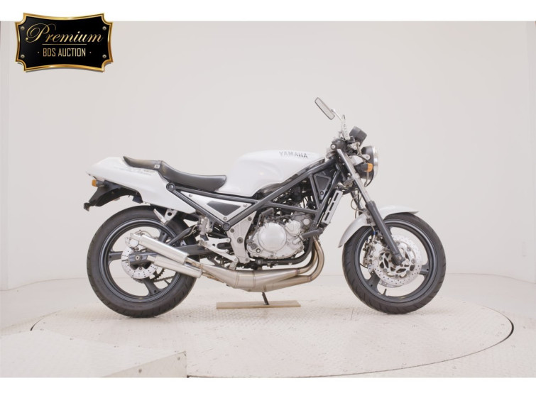 Мотоцикл Yamaha R1-Z с пробегом 8246 km